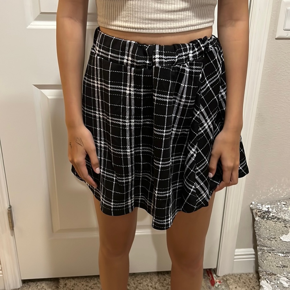Black and White Plaid Skater Skirt